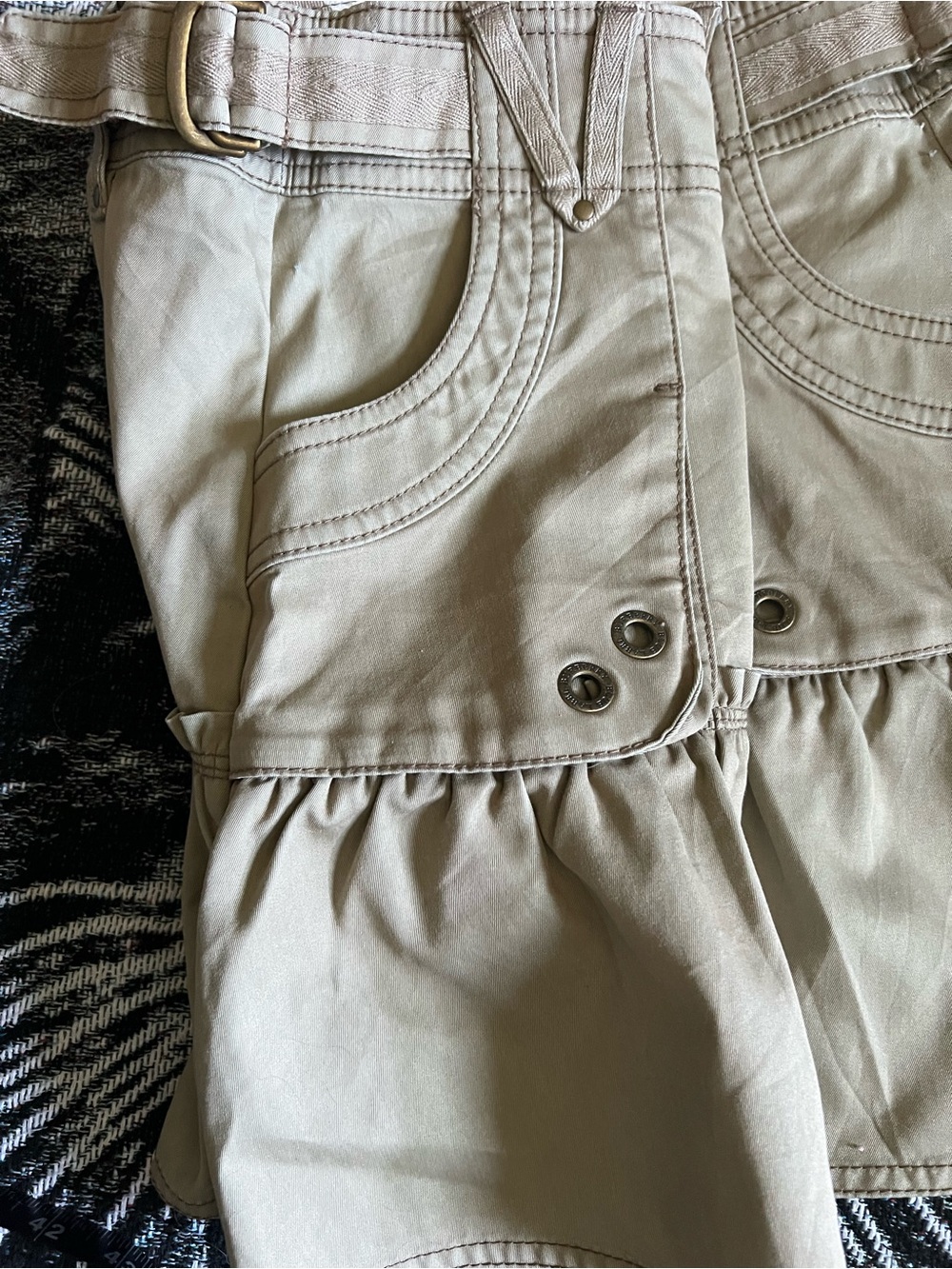 Burberry London Mini Skirt With Pockets - Picture 6 of 9